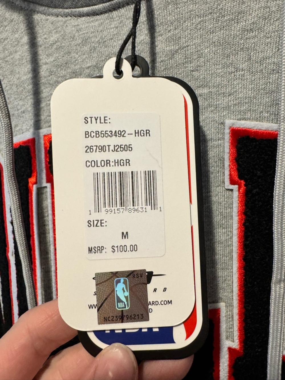 Chicago Bulls Hoodie - Picture 5 of 9